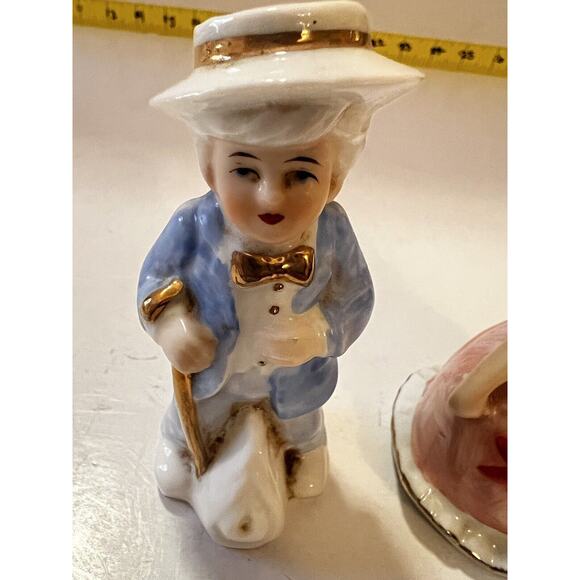 Victorian Couple Figurines Set of 2 COTC Southern Renaissance Boy And Girl - Picture 12 of 13